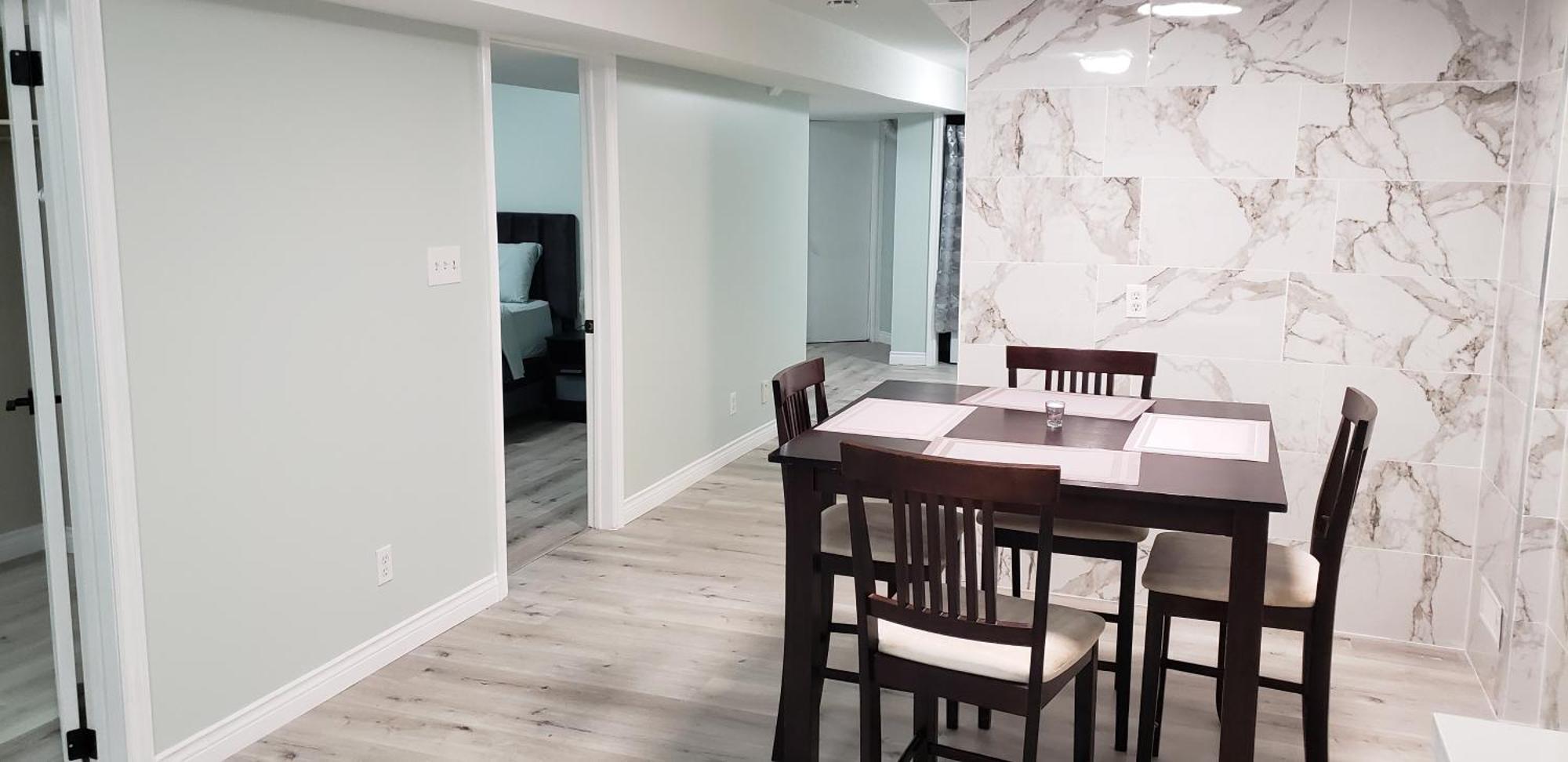 2 Bedroom Luxury Apartment Guelph Bagian luar foto